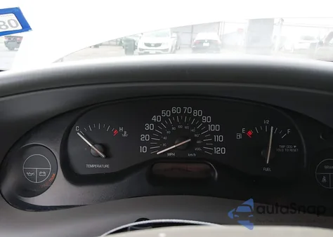 2004 Buick Century z USA, uszkodzony, nr VIN 2G4WS52JX41187129